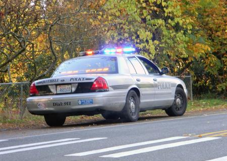 Bothell Police Car chases down dui suspect