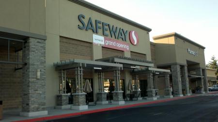 New Safeway in Bothell. Grand opening.