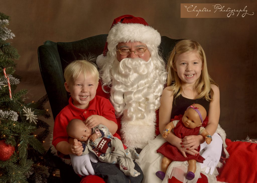 Bothell Santa pictures with Chapters Photography